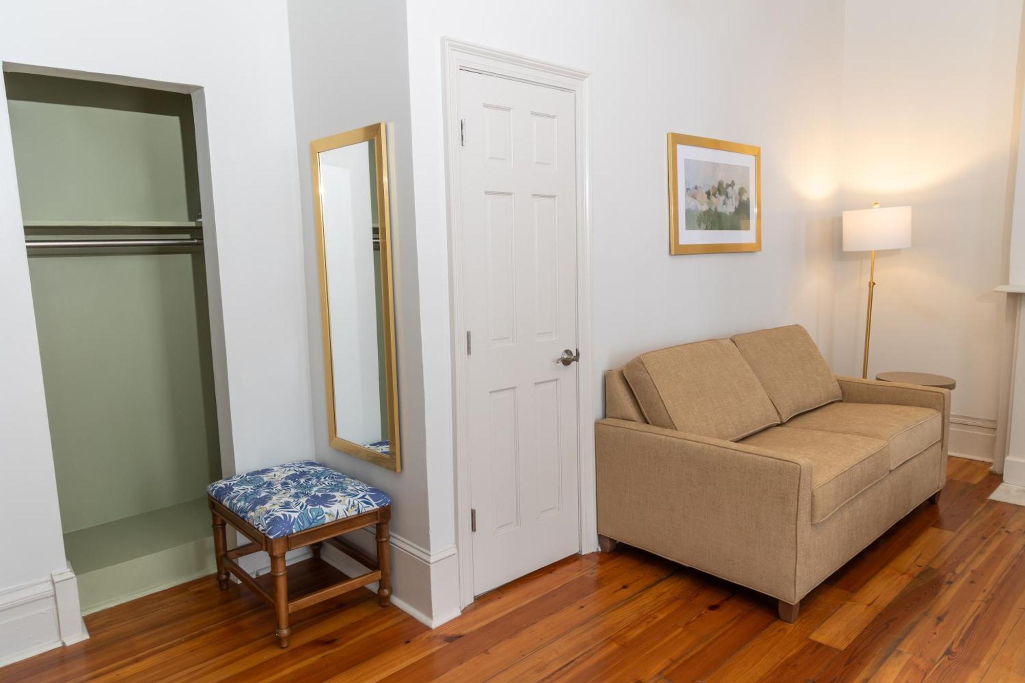 Inn On St. Ann, A French Quarter Guest Houses Property La Nouvelle-Orléans Extérieur photo