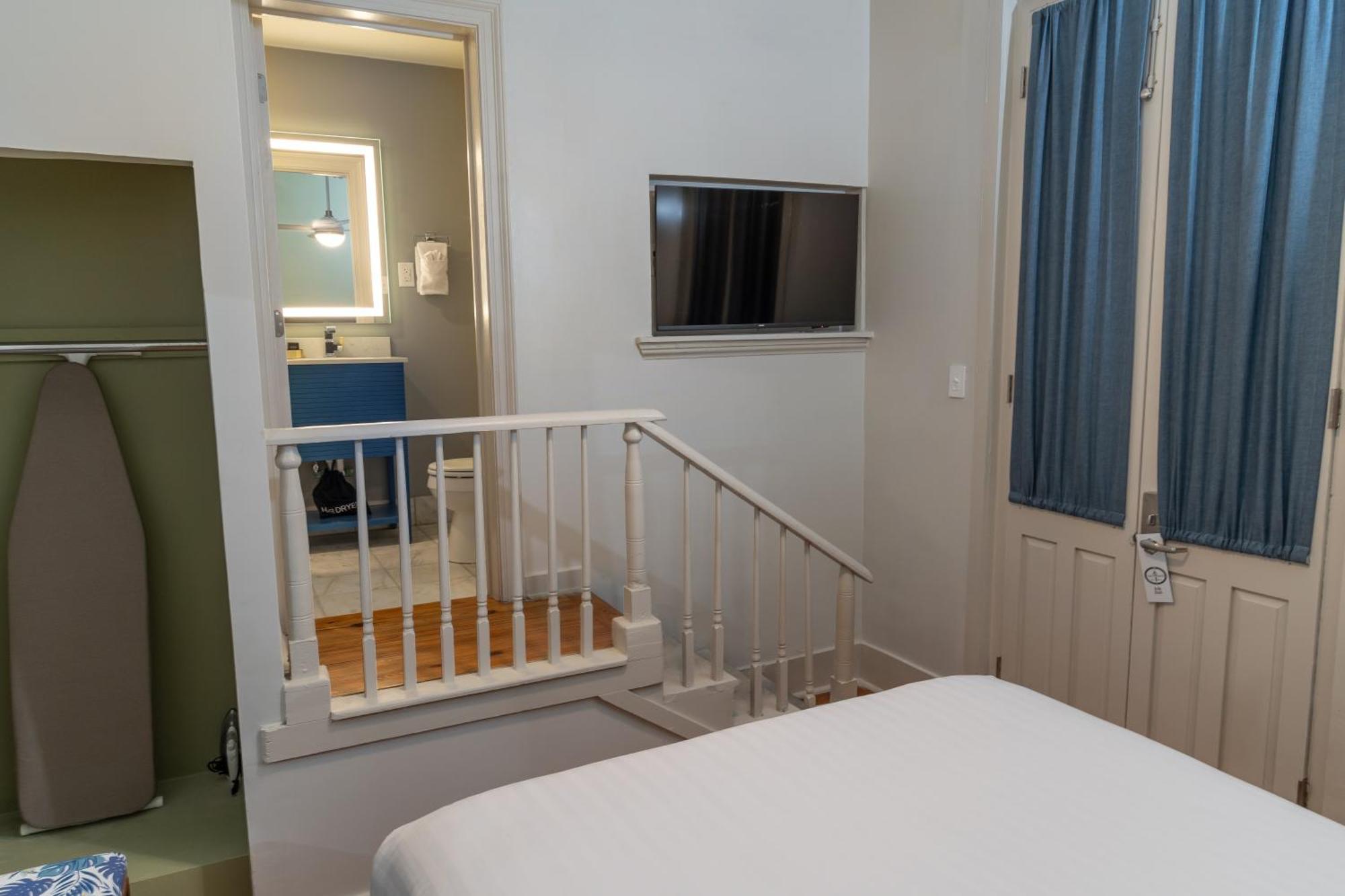 Inn On St. Ann, A French Quarter Guest Houses Property La Nouvelle-Orléans Extérieur photo