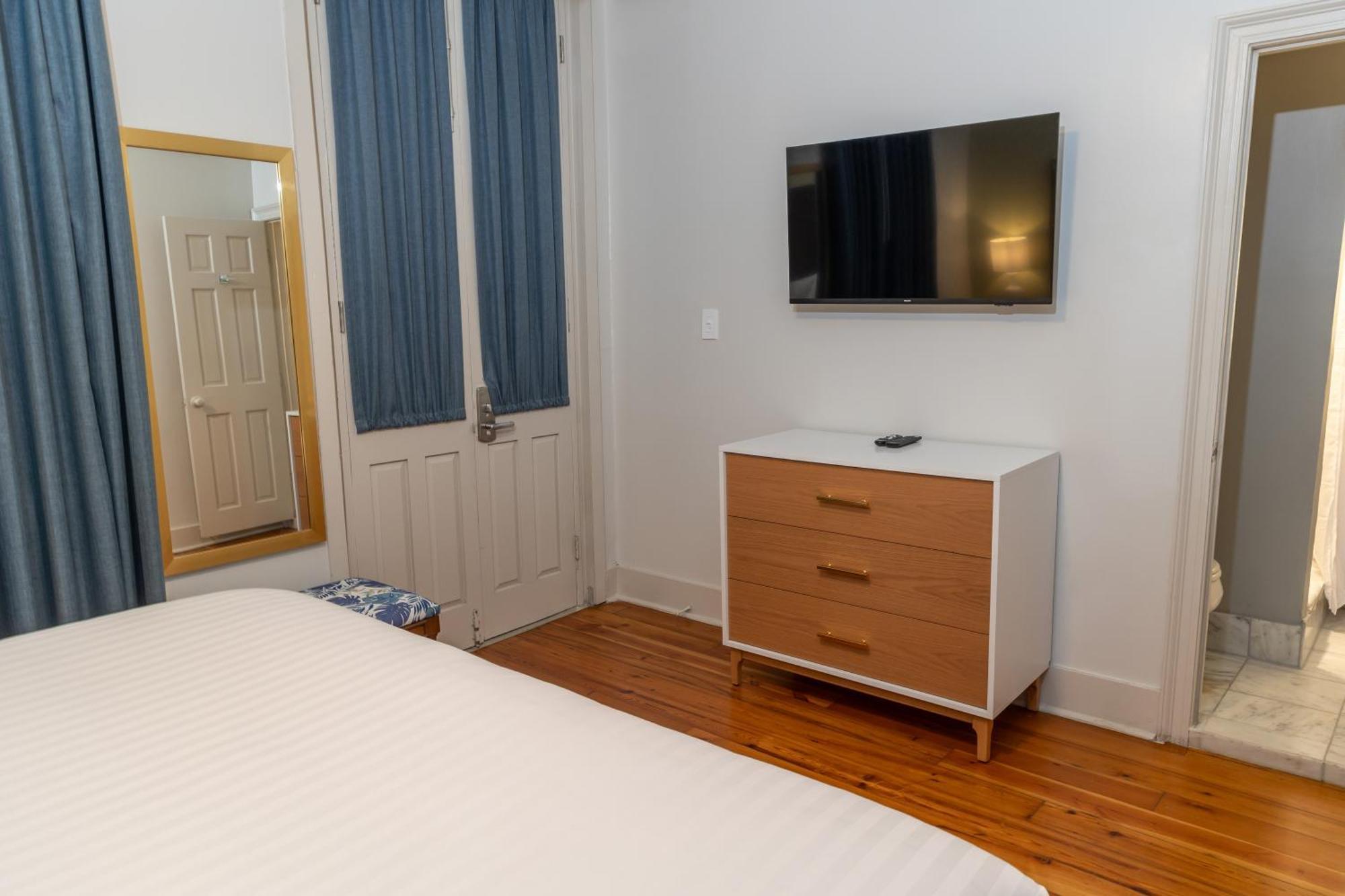 Inn On St. Ann, A French Quarter Guest Houses Property La Nouvelle-Orléans Extérieur photo