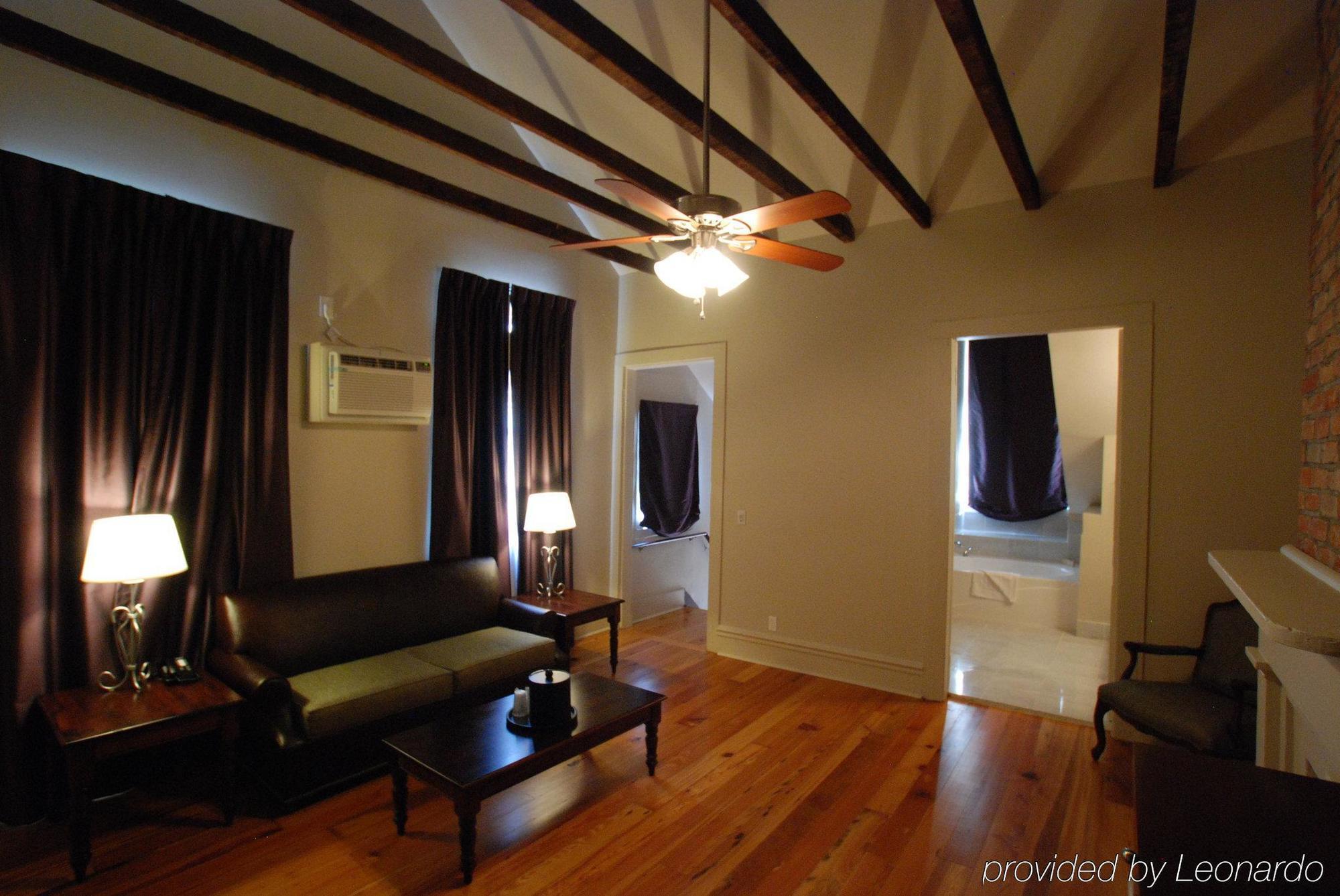 Inn On St. Ann, A French Quarter Guest Houses Property La Nouvelle-Orléans Extérieur photo