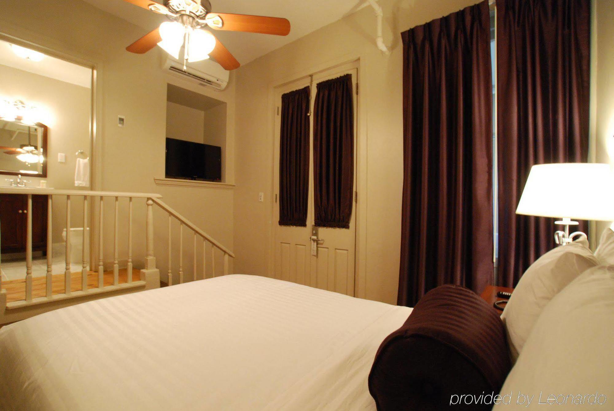 Inn On St. Ann, A French Quarter Guest Houses Property La Nouvelle-Orléans Extérieur photo